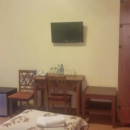 Gosciniec Chorzowski 2* Chorzów