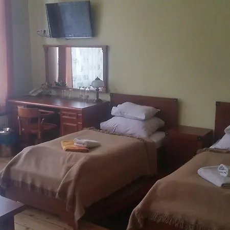 Bed & Breakfast Gosciniec Chorzowski 2*