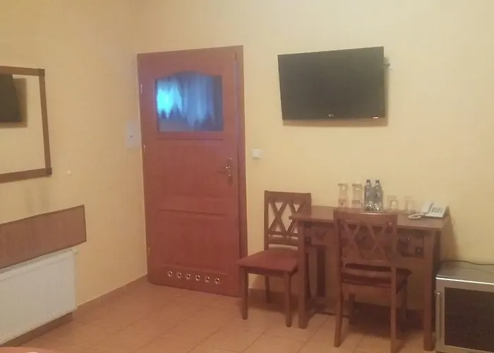 Gosciniec Chorzowski 2* Chorzów