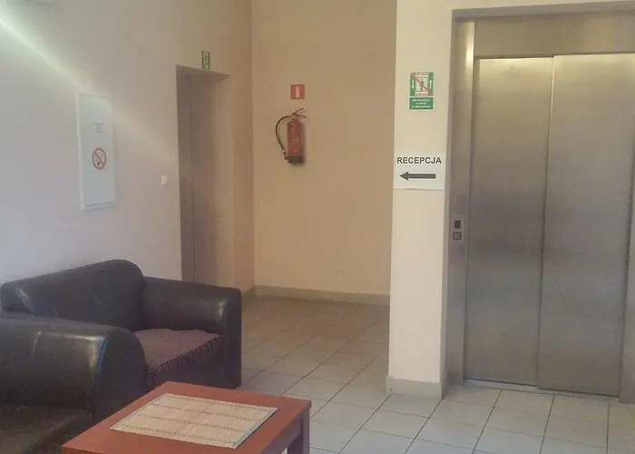 Gosciniec Chorzowski 2* Chorzów