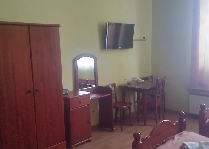 Gosciniec Chorzowski 2* Chorzów