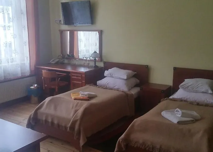 Bed & Breakfast Gosciniec Chorzowski 2*